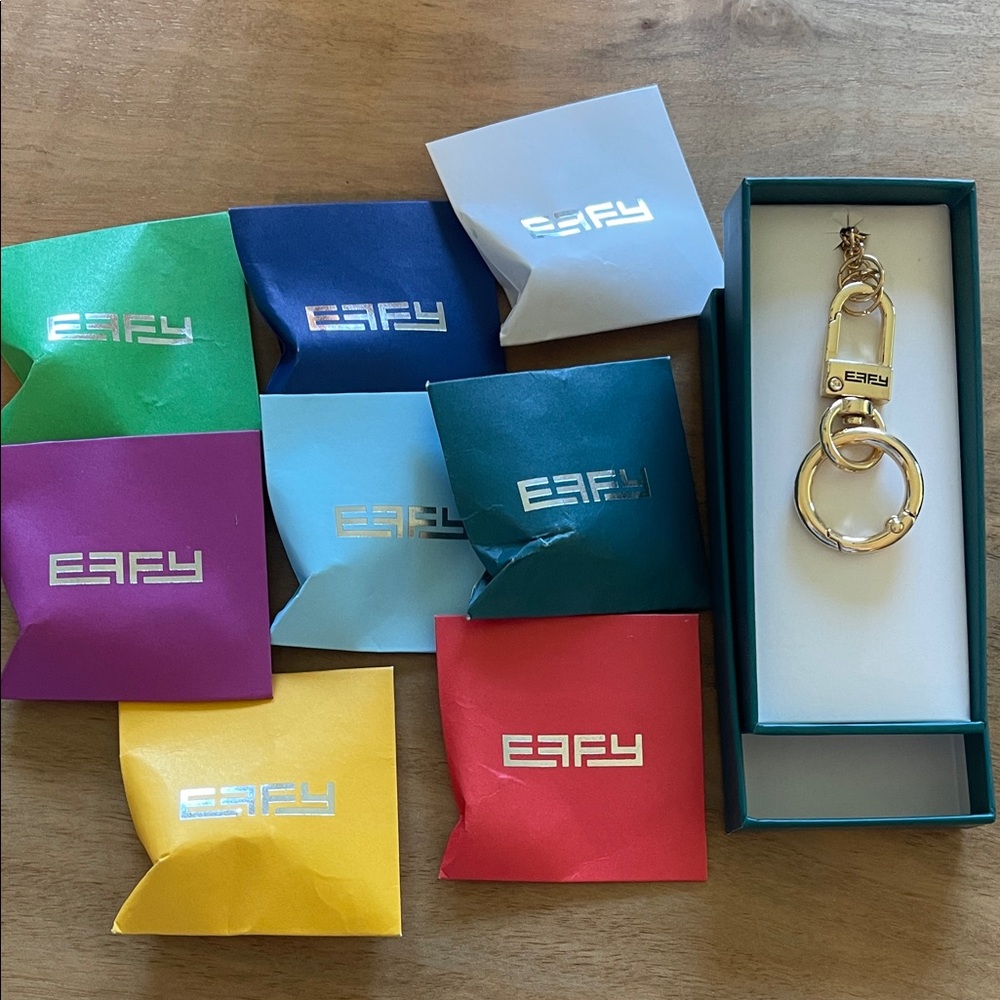 EAFY Gold Keychain with Gift Boxes